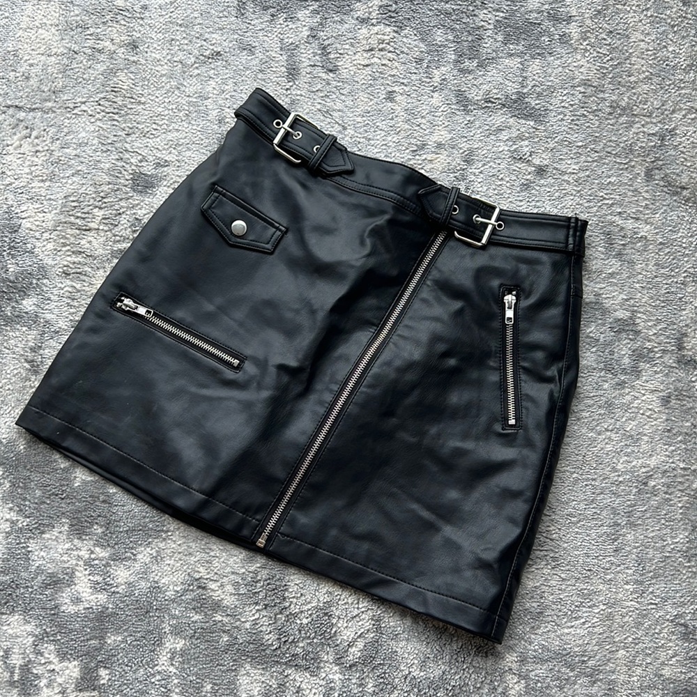 Leather skirt